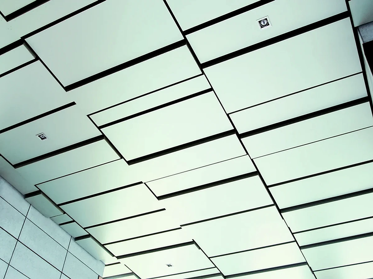 Why Do Office Ceilings Benefit From Aluminum Ceiling Systems?