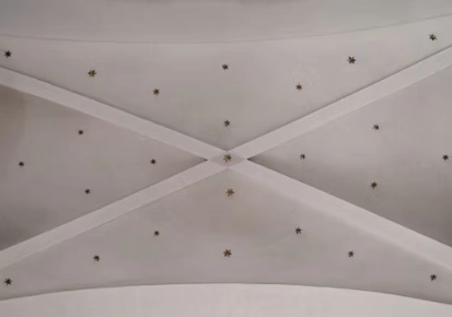 How Perforated Sheet Ceiling Enhances Acoustics and Aesthetics in Design