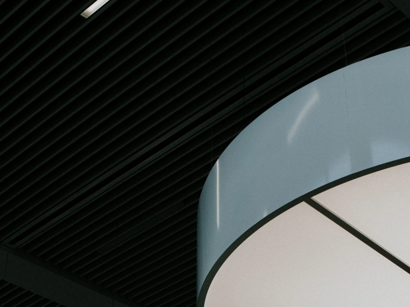 1783411674162631.webp Soffit Lighting And Ceiling Direction.webp