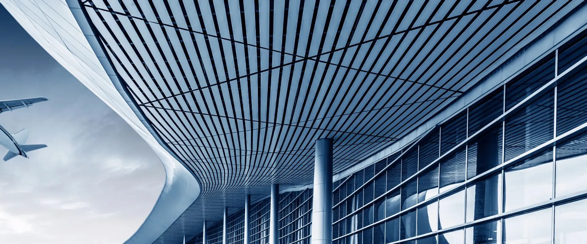 Metal ceiling panels in a commercial project.webp
